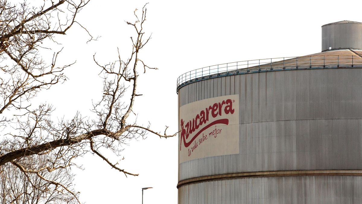 Un silo de la Azucarera de La Bañeza.