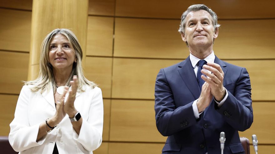 El líder del PP, Alberto Núñez Feijóo junto a la portavoz del PP en el Senado, Alicia García, el pasado mes de septiembre.