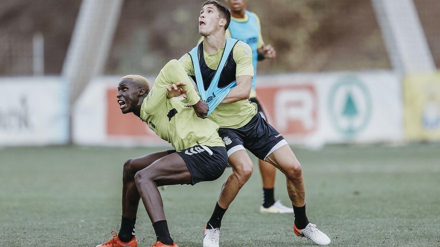 Las Palmas se lleva a 24 futbolistas para el amistoso frente al Tenerife