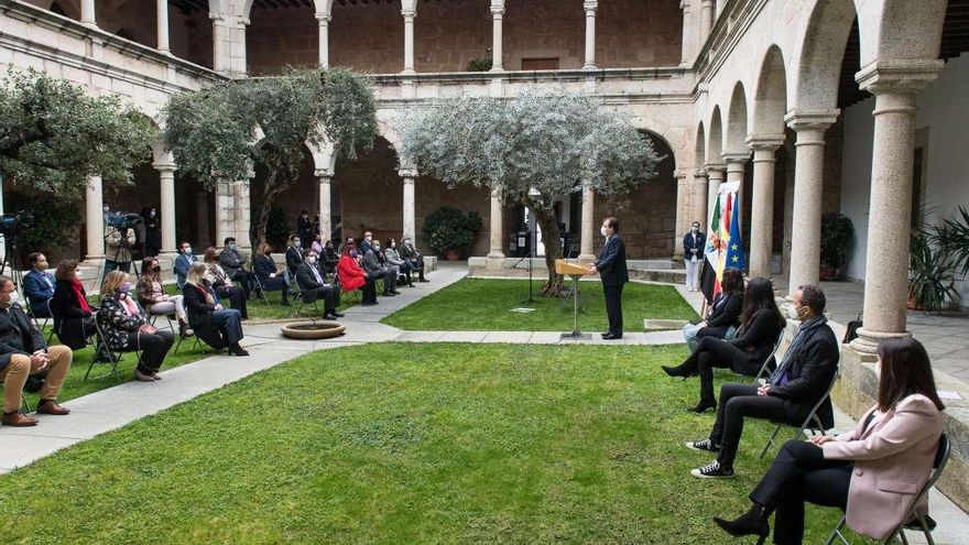 Acto institucional