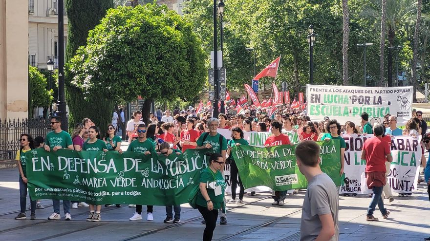 La Marea Verde apenas logra movilizar a 400 personas contra la "privatización" de la educación pública en Andalucía