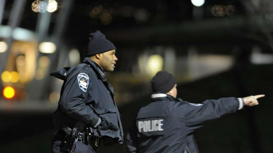 Nueva York aumenta la seguridad en las sinagogas tras el tiroteo en California