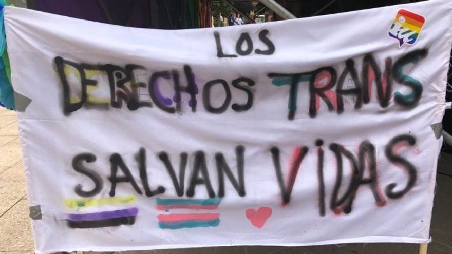 Música, color y reivindicación en la celebración del Orgullo
