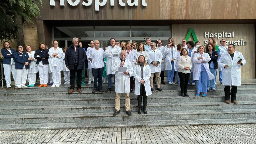 Amenazados con cuchillos: la "falta de medios" duplica las agresiones a sanitarios en Andalucía en un lustro