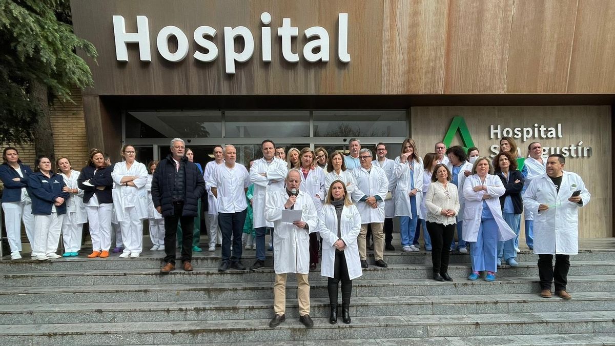 Amenazados con cuchillos: la "falta de medios" duplica las agresiones a sanitarios en Andalucía en un lustro