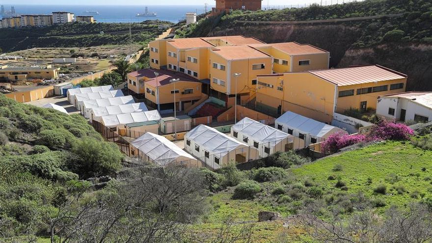 El Gobierno de España aprueba 40 millones para atender la llegada de inmigrantes a Canarias