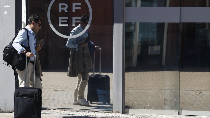 La posición tibia de la Federación de Fútbol de Tenerife con Rubiales contrasta con la rápida reacción de la de Las Palmas