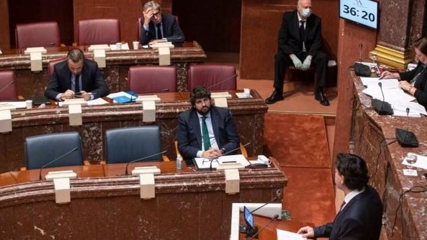 El portavoz del grupo parlamentario de Ciudadanos, en un momento del debate de este martes