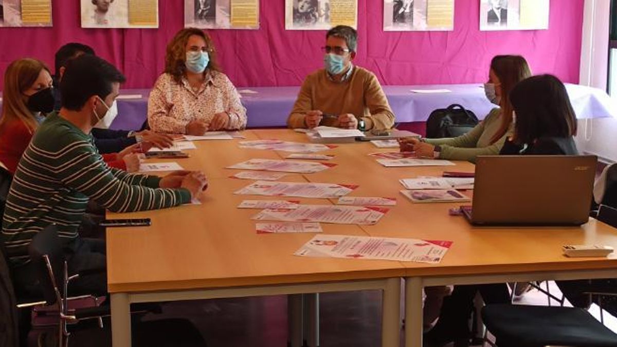 Presentación del desarrollo del Proyecto Mariposas de la Diputación de Badajoz y Cruz Roja