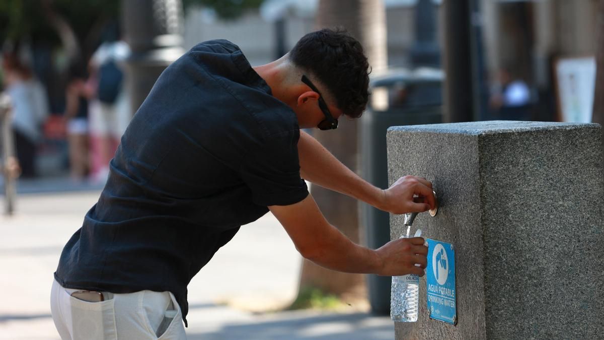Alerta naranja por calor sofocante en Extremadura: las comarcas que rozarán los 40 grados este jueves