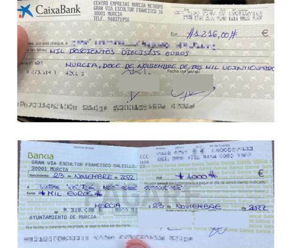 Cheques que los denunciantes han presentado al Tribunal de Cuentas