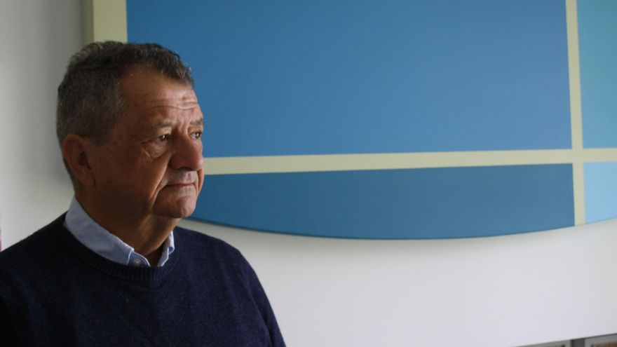 Carlos Arenas, historiador: "La bajada de impuestos de Moreno premia a las élites parasitarias que siempre ha tenido Andalucía"