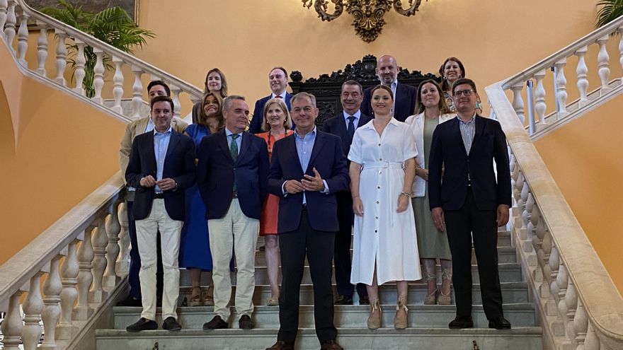 Sanz fichará a "profesionales de nivel" en las empresas públicas con un sueldo más alto que el suyo como alcalde de Sevilla