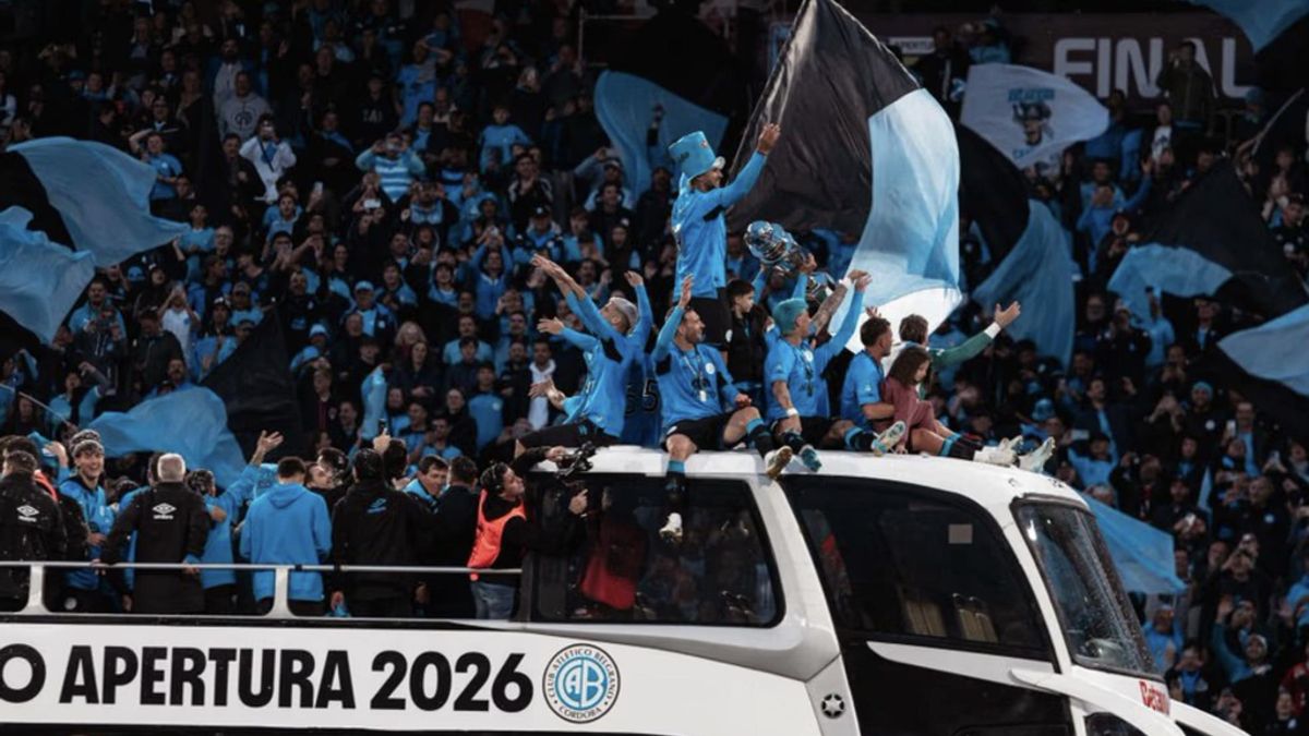 Belgrano festeja su primer título en Primera con una multitudinaria caravana por Córdoba