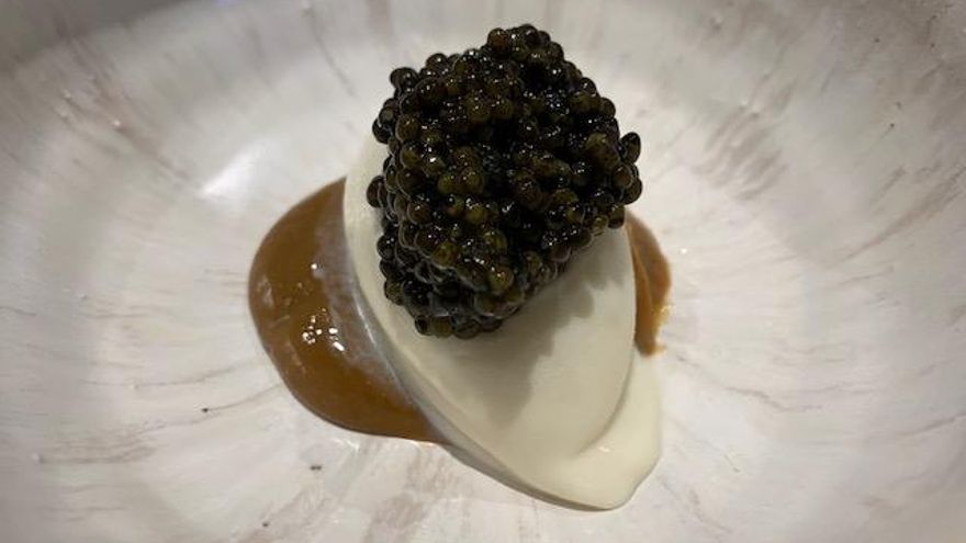 Plátano, caviar y ron.