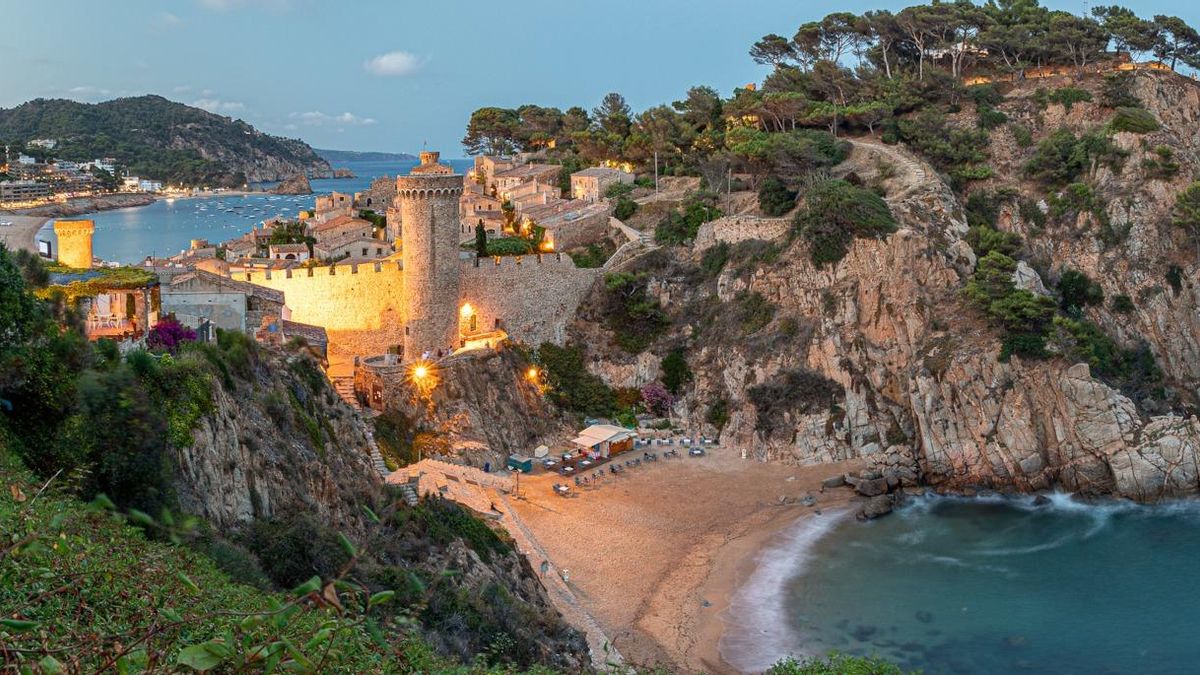 Tossa de Mar a salvo de piratas.