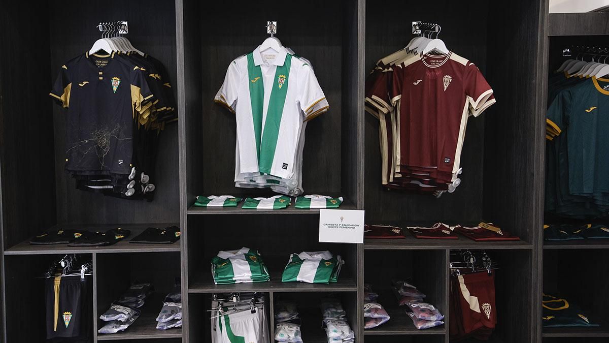 Salen a la venta las camisetas del Córdoba CF para la temporada 26-27