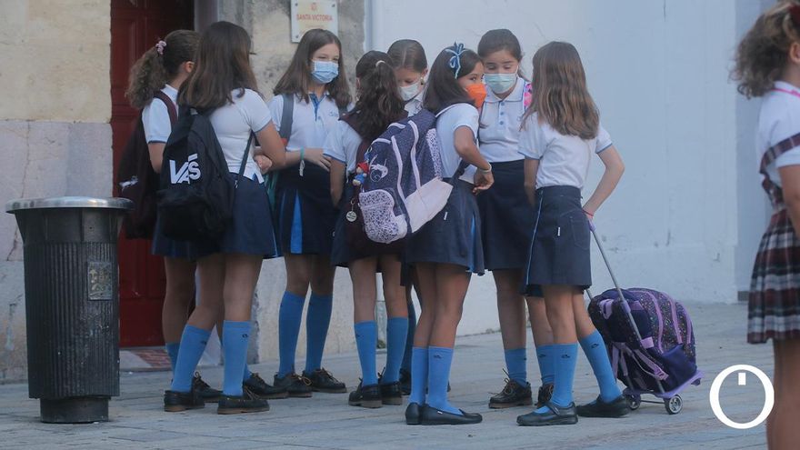 Alumnos del Colegio La Inmaculada en su vuelta al cole