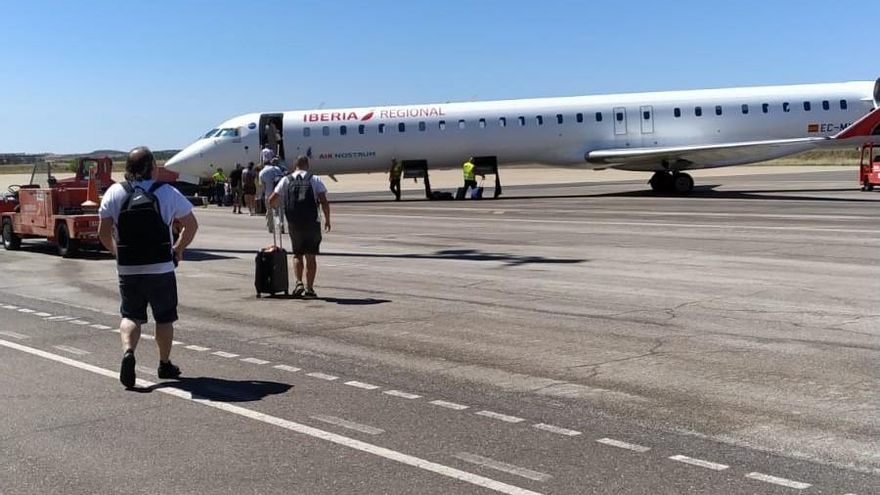 La aerolínea Binter unirá Badajoz con Canarias dos veces a la semana desde abril