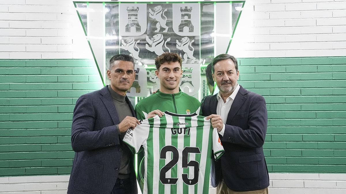 Presentación de Goti como nuevo jugador del Córdoba CF