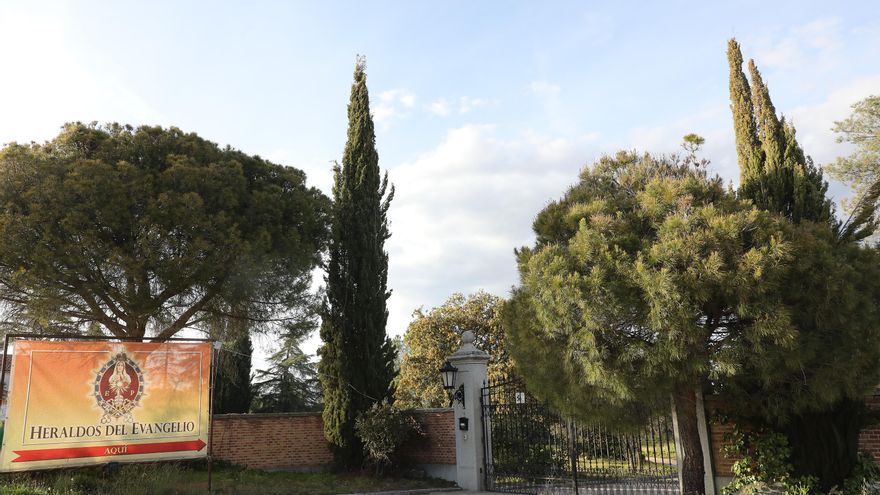 Una polémica asociación religiosa desembarca en un pueblo con un millonario macrocomplejo de 12.900 m2