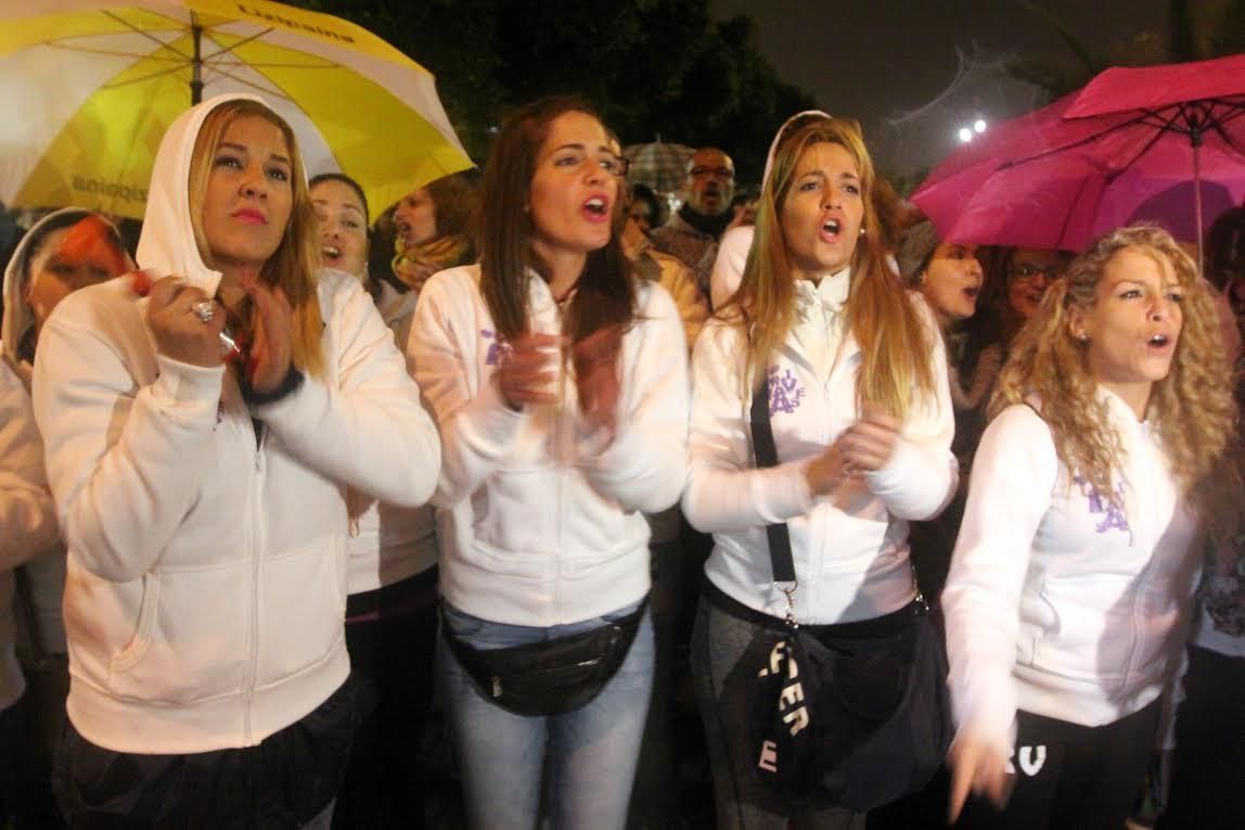 Concentración contra la suspensión de los mogollones en Las Palmas de Gran Canaria. (BRISSÓN REYES)