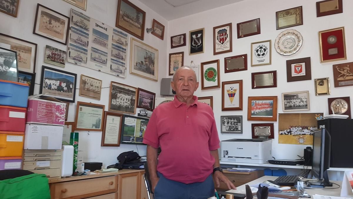 El sempiterno presidente del Santa Marta, José Antonio González, Botillo de Oro de Coalición por El Bierzo