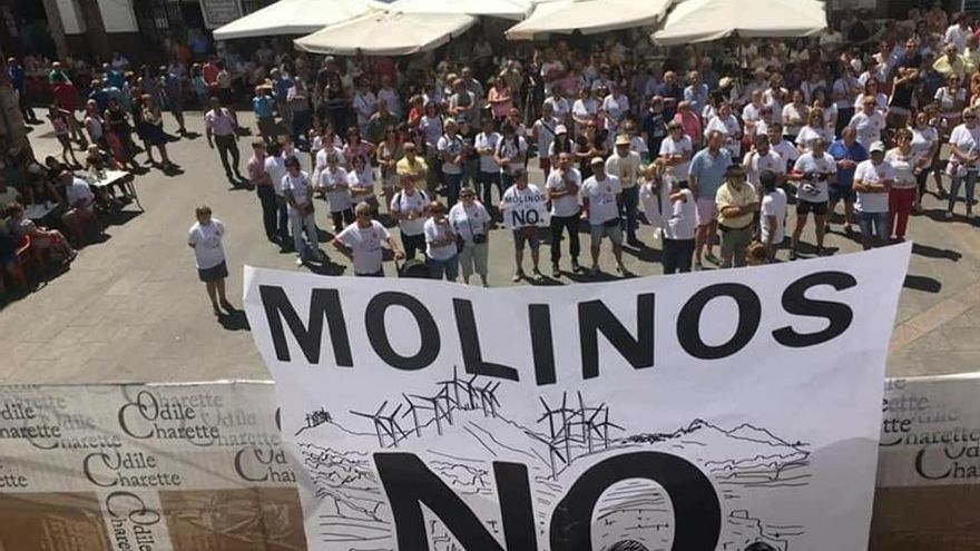 Montánchez celebra su “triunfo” frente a los “gigantes eólicos” con un evento