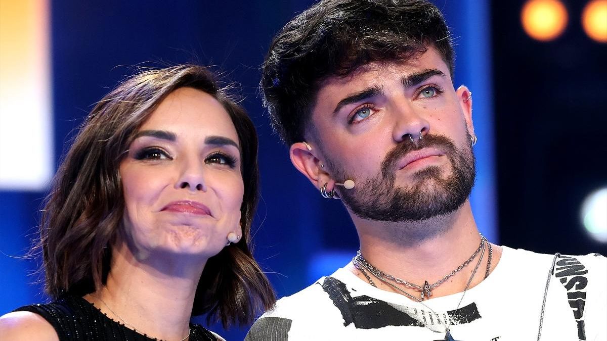 Iván Rojo y Chenoa en la gala 2 de 'OT 2025'