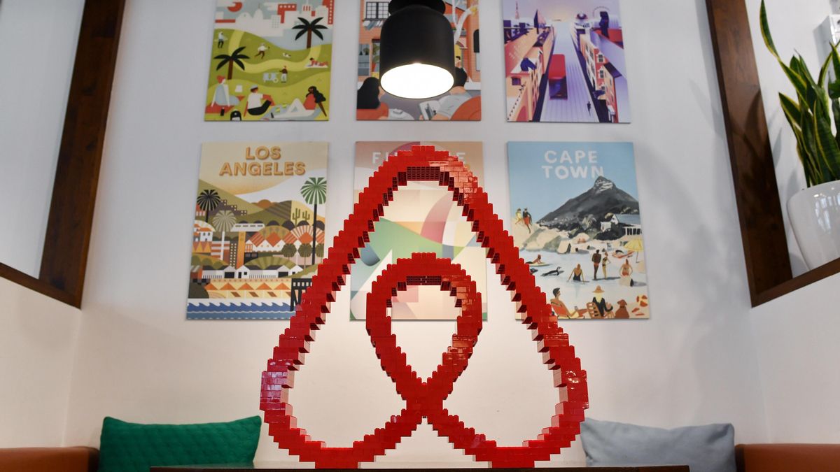 Airbnb retirará anuncios de alquileres en Ibiza que a mediados de septiembre no muestren el número de registro