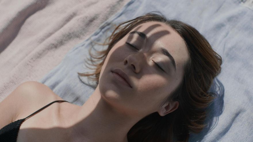 Lucía Aleñar y Zoe Stein estrenan en el Festival de Toronto el largometraje 'Forastera'