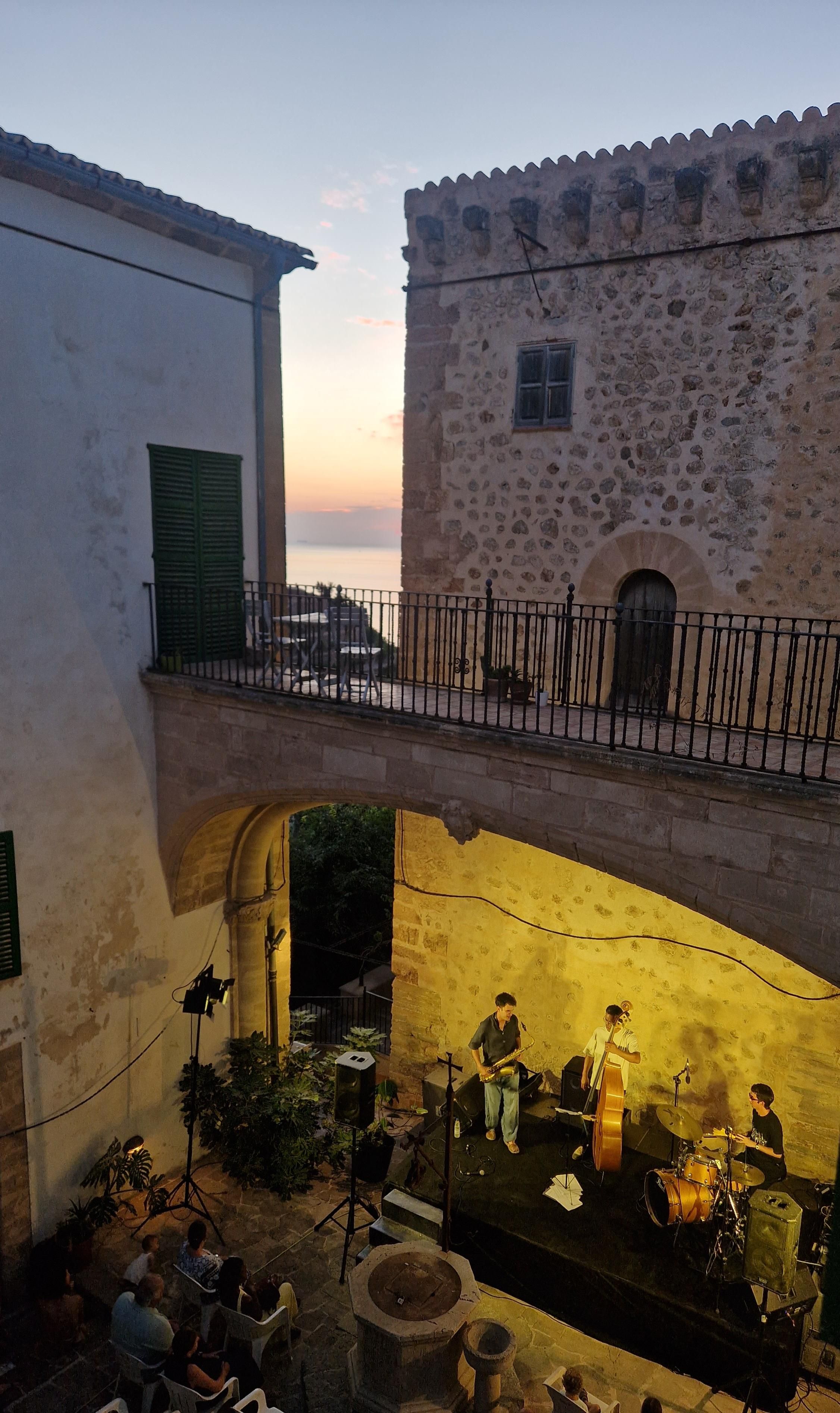 El jazz volvió a Sa Baronia, su origen en el Banyalbujazz.