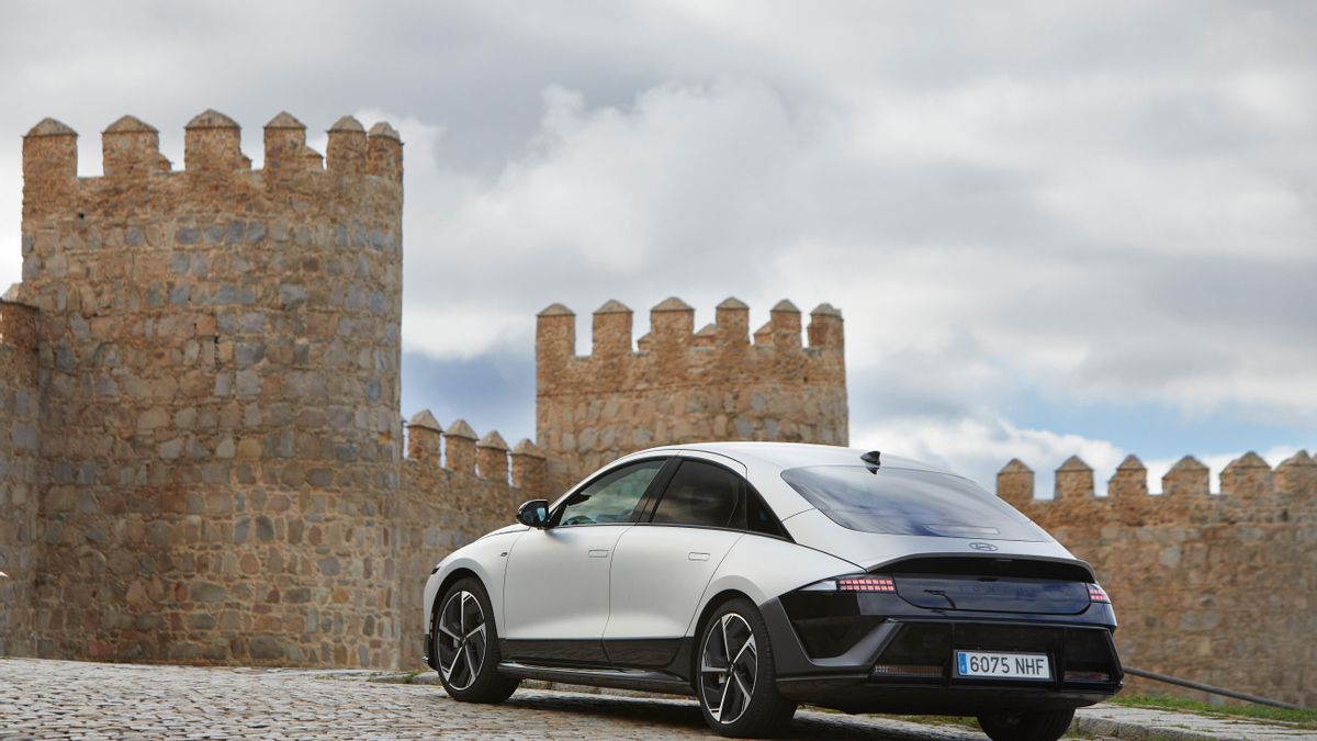 Zaga de la versión N Line del Hyundai Ioniq 6.