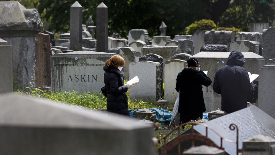 Pese a que Nueva York ya no es el estado con un mayor número de contagios, sí sigue como el más golpeado en cuanto a muertos en Estados Unidos con 34.443. EFE/Justin Lane/Archivo