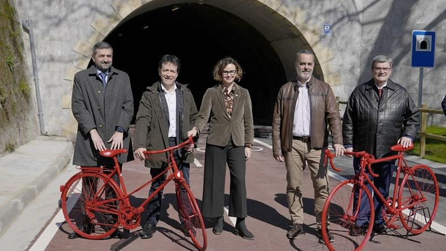 La nueva bicipista que une Basauri y Bilbao prevé 2.100 ciclistas y peatones de media al día en 2029