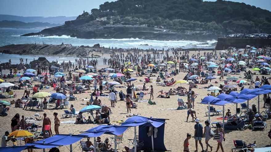 Cantabria registra el tercer agosto más cálido de los últimos 65 años y casi la mitad de lluvias