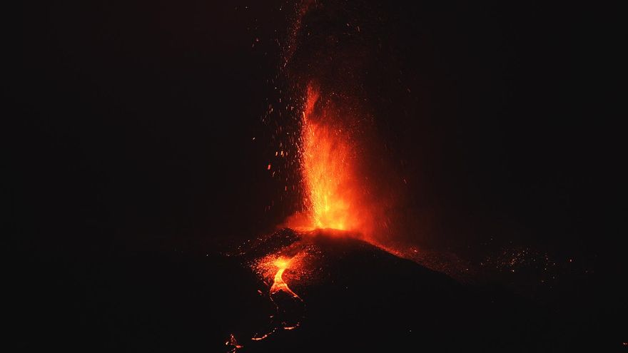 Quinto día de erupción volcánica. / FOTO: ABIÁN SAN GIL HERNÁNDEZ