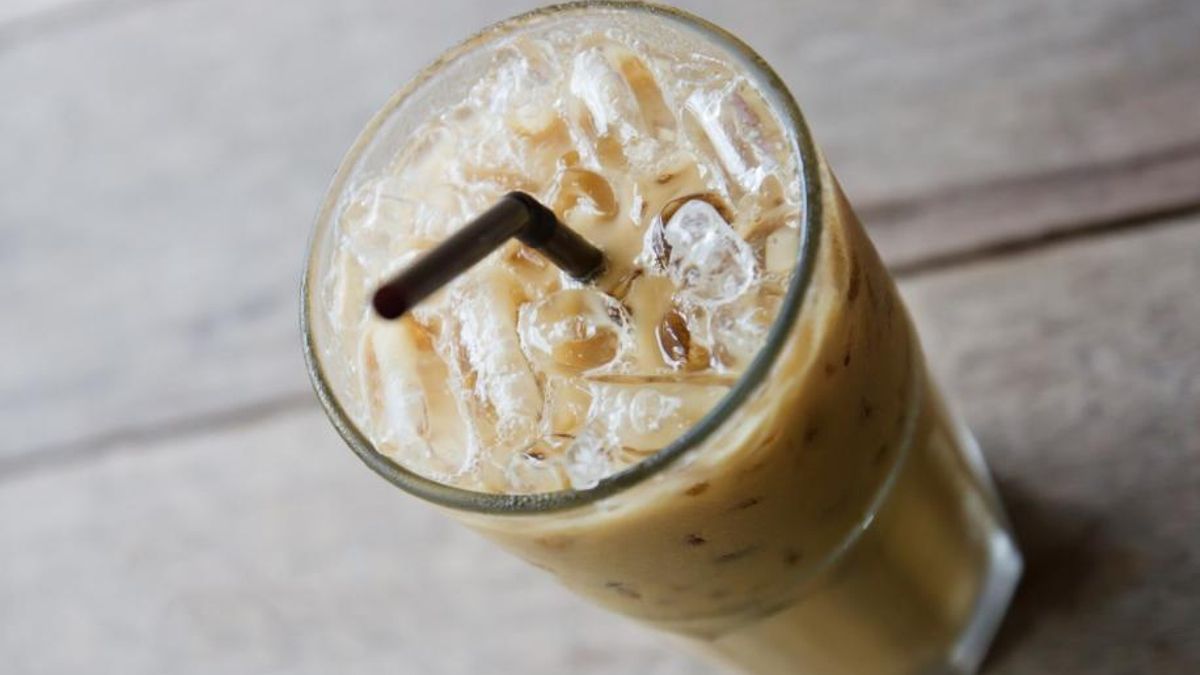 Se puede personalizar con jarabes de sabores, leches vegetales o especias como la canela