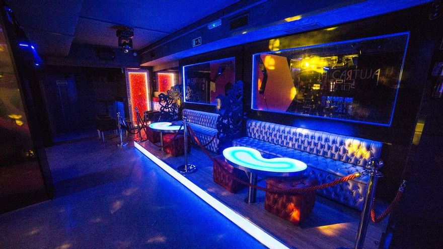 El brote de COVID en una discoteca de Tenerife ya deja casi medio centenar de afectados