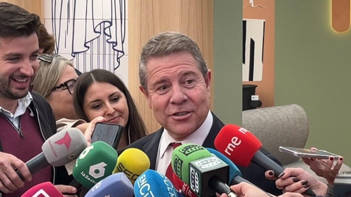 Page anuncia que apoyará a los municipios de Castilla-La Mancha que quedaron fuera de los fondos FEDER