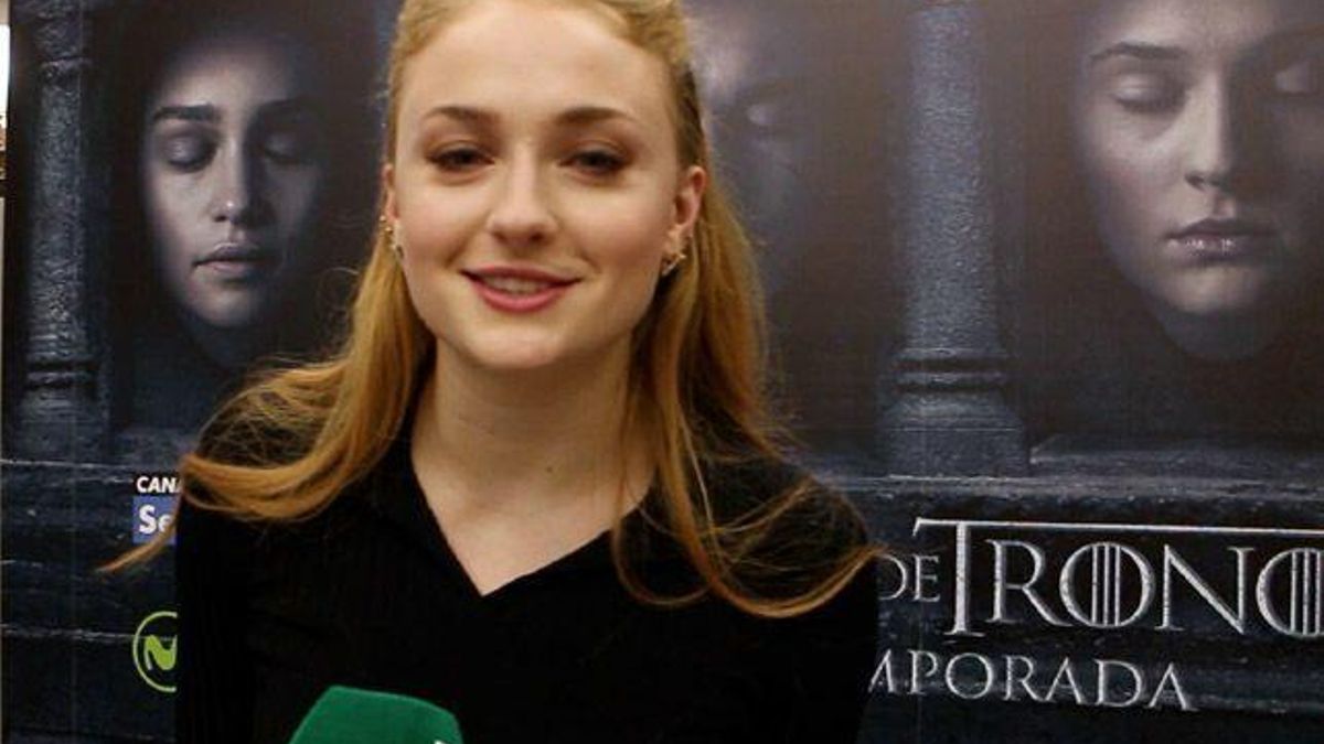 Sophie Turner (Sansa Stark) nos responde a las 10 preguntas clave sobre 'Juego de tronos'