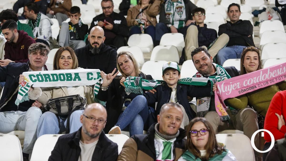 Grada Blanquiverde del Córdoba CF - Real Murcia