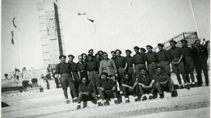 Un monumento franquista en mitad de la nada: no por no mirarlo deja de existir