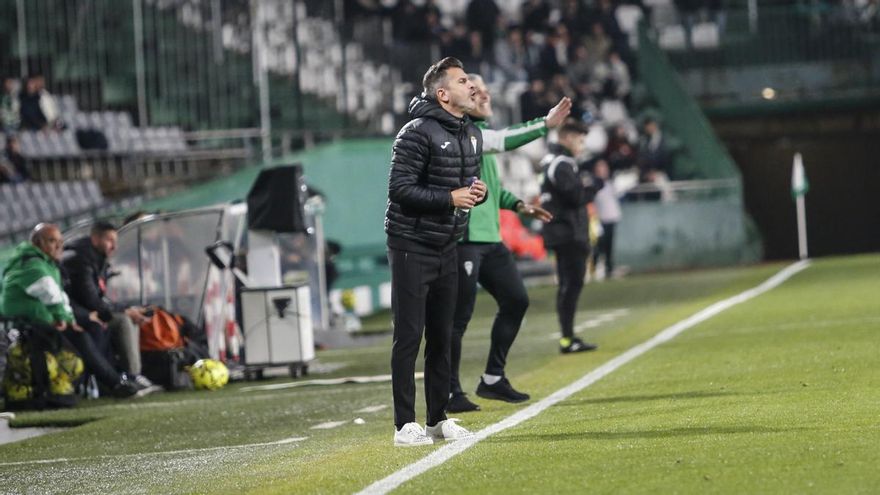 Iván Ania: "Fuimos superiores ante un equipo muy difícil"