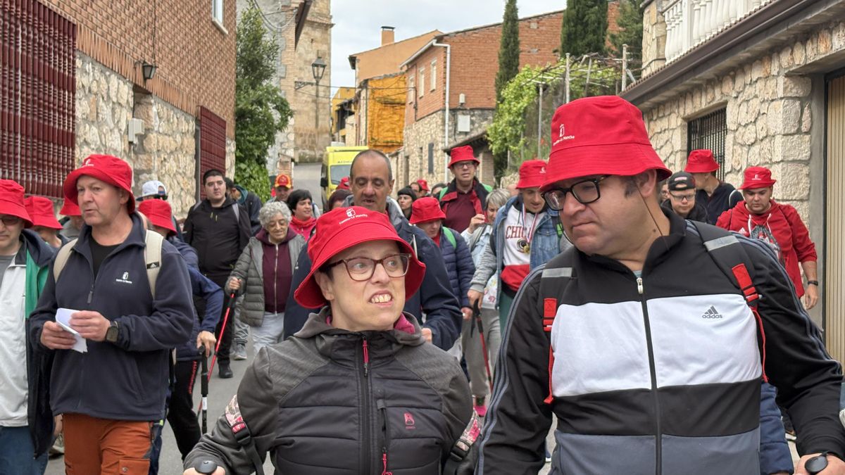 Castilla-La Mancha inicia la primera edición de las rutas senderistas para personas con discapacidad en Caspueñas