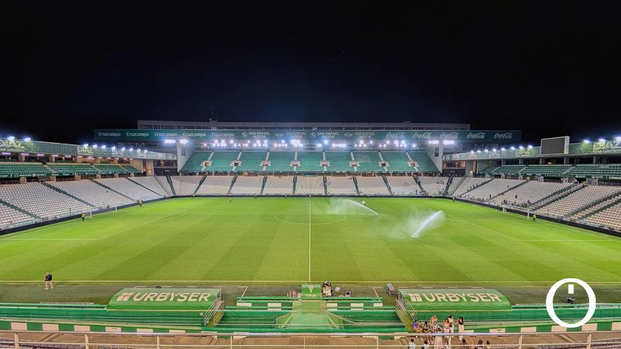 El PSOE pide que la Junta financie el estadio El Arcángel "al igual que con La Rosaleda"