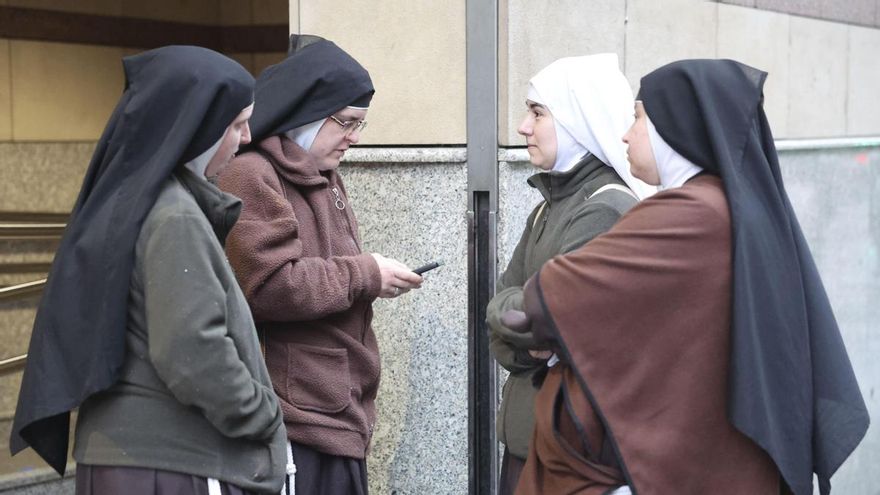 Las exmonjas de Belorado piden otro mes de prórroga tratan de evitar 'in extremis' su desahucio del 12 de marzo
