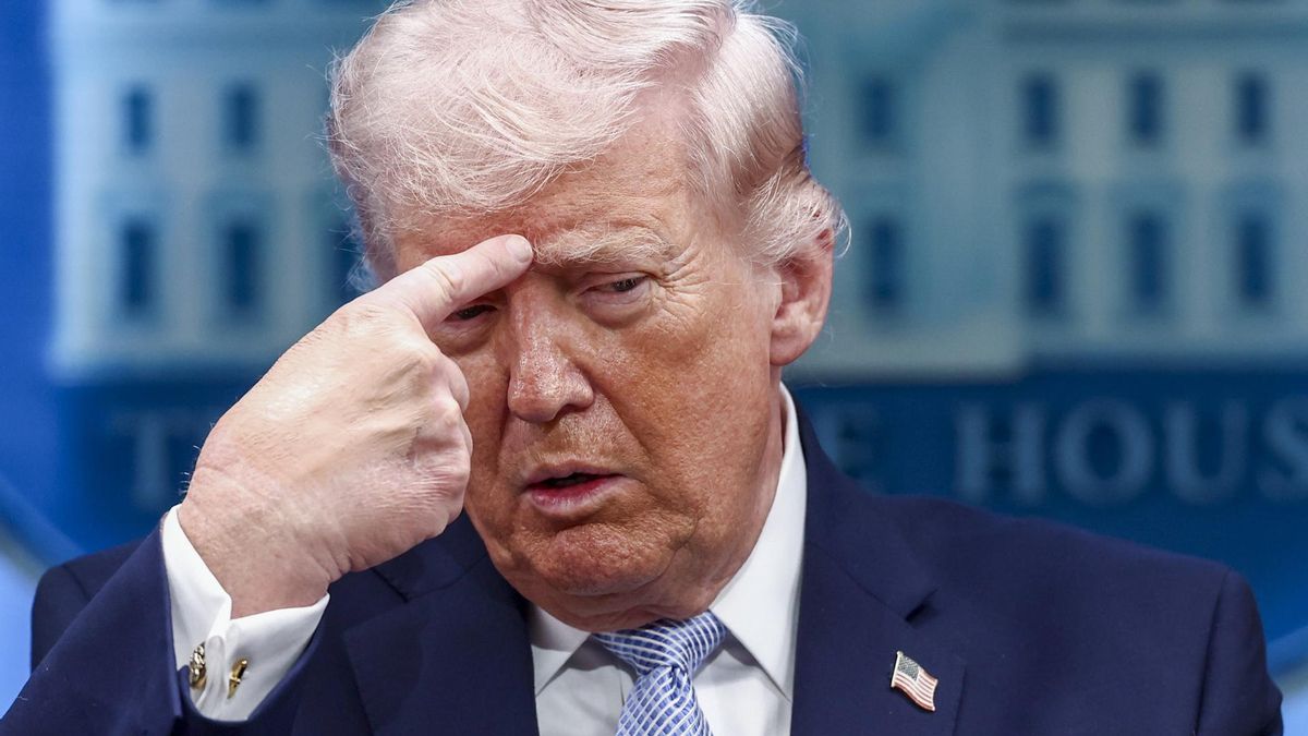 Trump anuncia que Irán no tendrá “uranio enriquecido” y amenaza con aranceles del 50% a países que den armas a Teherán