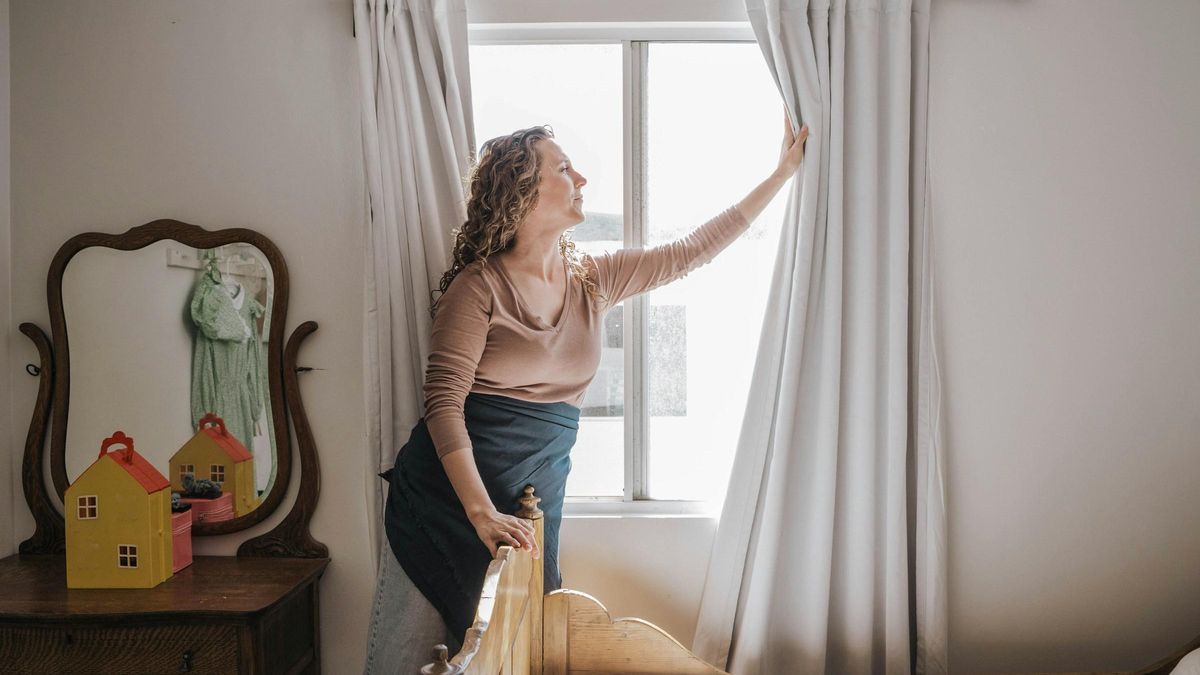 “Tengo demasiado tiempo libre desde que mis hijos se fueron de casa”: ¿el 'síndrome del nido vacío' es real?