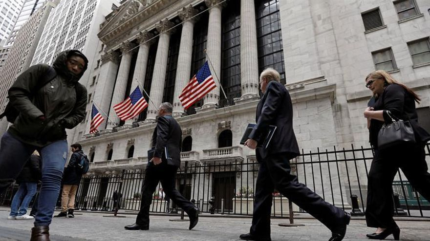Fondos británicos y de EE UU capitanean las apuestas a que las acciones de algunas empresas españolas caigan